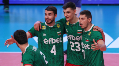 България срещу световния шампион Италия 