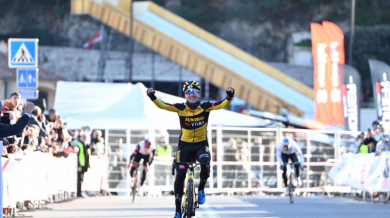 Триумф за историята в Джирото