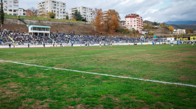 Ексцентрична фигура се завърна в българския футбол СНИМКИ
