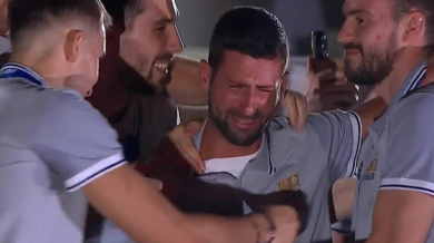 Джокович не издържа и сълзите тръгнаха ВИДЕО