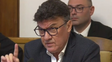 Боби Михайлов се яви в парламента 