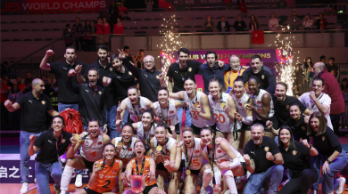Турски тим с трета световна титла