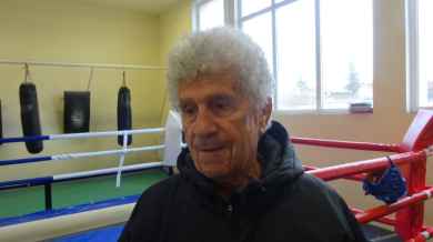 Легенди: На 88 години  Димитър Мутафов продължава да е на боксовия ринг