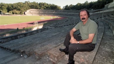 Почина човекът, открил Емил Костадинов за европейския футбол