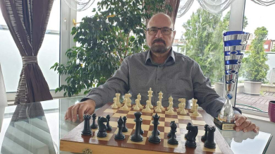 Българин стана световен шампион по шахмат