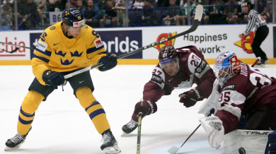 Швеция, Швейцария и Канада напред на Световното по хокей