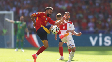 НА ЖИВО С КАРТИНА: Три гола за едно полувреме на Испания - Хърватия