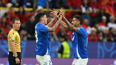 Италия стартира защитата на титлата с обрат след ранен шок за историята
