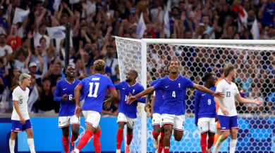 Франция на Тиери Анри размаза САЩ за старт на домашните Игри