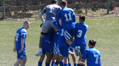 Един гол стигна на Левски да се върне на върха