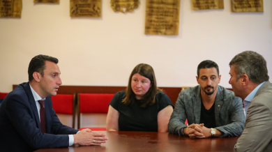 Златева при спортния министър, разрешен е важен казус