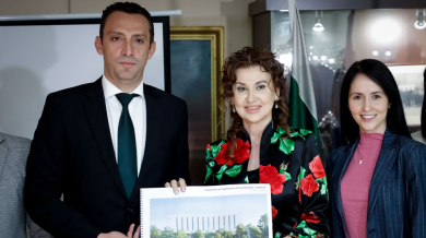 Илиана Раева възхитена: Абсолютно бижу! ВИДЕО