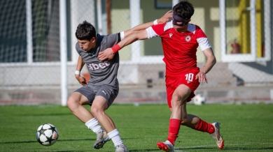 Нападател на ЦСКА бележи с маска на лицето 