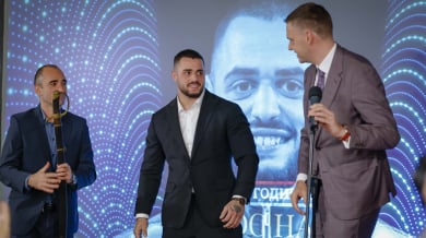 Насар просълзи България със силни думи