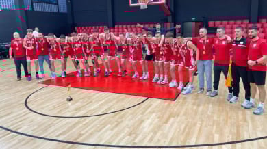 ЦСКА спечели баскетболна титла, вдъхновява футболистите на Томаш СНИМКИ