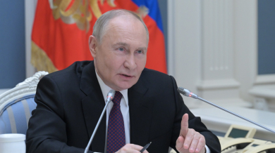 Путин изненада всички, заговори за шамани и голяма глупост