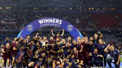 Пътят на новия властелин на Европа започва в София Видео