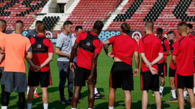 Локо Сф започна с четирима нови