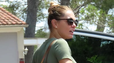 Световна звезда губи милиони заради русокоса българка