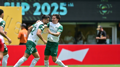 Палмейрас удържа победата, гръмотевичната буря се размина