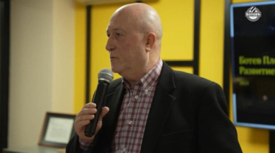 Борис Гиздаков обяви оттеглянето си