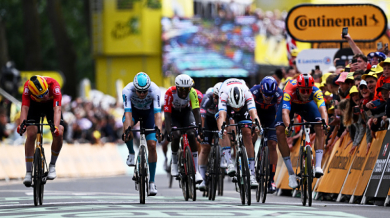 Две масови падания на "Тур дьо Франс"