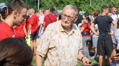 Обичаният от всички Димитър Пенев празнува 80-годишен юбилей