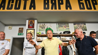 Легенди надъхаха Ботев (Пд) за дербито с ЦСКА Видео