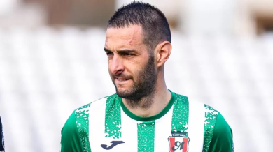 Човекът картон в българския футбол окачи бутонките