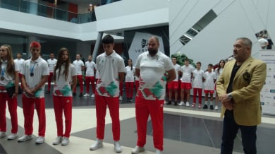 Слави Бинев посрещна медалистите от Европейския олимпийски фестивал