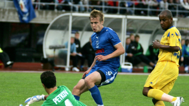 Левски със Суперкупа и издънка в Европа