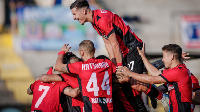 Локо (Сф) с първа победа, забавлява се в началото и дръпна ръчната Видео