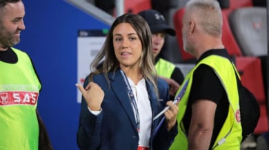 УЕФА прати на Левски красавица със скандална биография