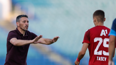 Керкез гласи смяна на тактиката срещу ЦСКА 1948