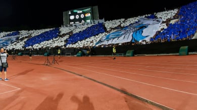 Пламна жестока война между Левски и ЦСКА посред нощите Снимки