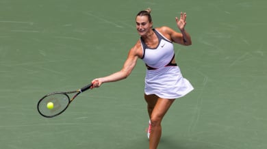 Летящ старт на защитаващата титлата си на US Open