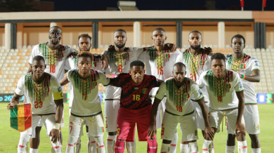 Сангаре с голов пас в Африка