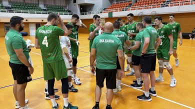 Националите надвиха САЩ преди Световното