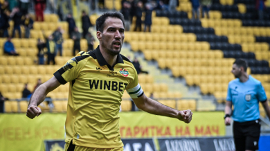 Обявиха причината Ивелин Попов да напусне Ботев (Пловдив)