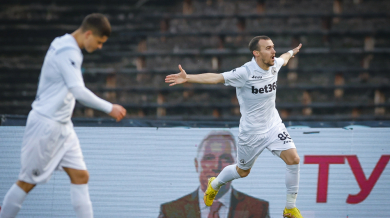 Загорчич извади опитно крило от групата