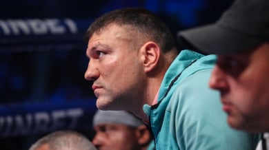 Неочаквано! Тервел Пулев удари репортер в живо включване Видео