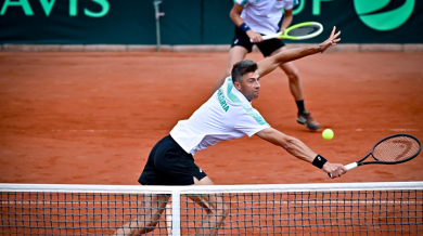 Донски на четвъртфинал в Австрия