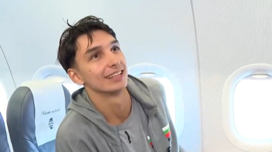 Мони Николов: Искам да видя бабите ми и дядо Видео