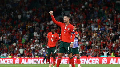 Кристиано Роналдо пропусна дузпа, но Португалия изкова успех