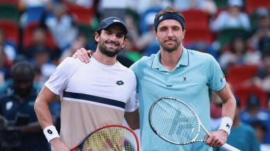 Историята е пренаписана! Квалификант грабна титла след победа над братовчед си