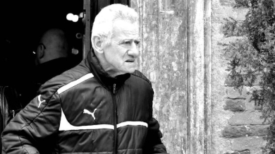 Цветът на българския футбол изпрати Добромир Жечев