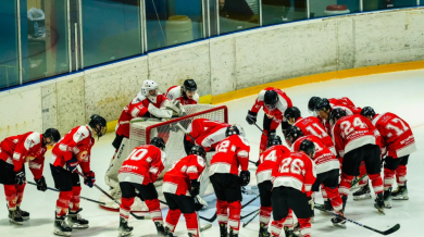 ЦСКА гази на старта с 27:1