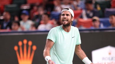 Сензационно отпадане във Виена