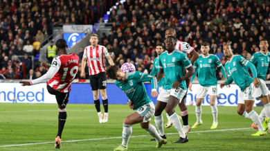 "Пчеличките" ужилиха жестоко Ливърпул Видео