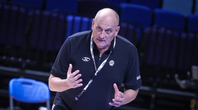 Официално: Представиха Росен Барчовски